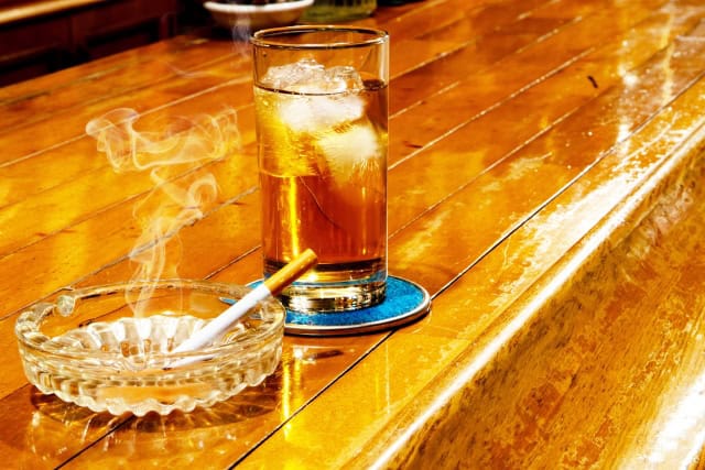 高血脂飲食禁忌 1:菸酒 / 圖片來源 PhotoAC